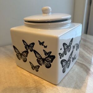 Vintage Neiman Marcus White Ceramic Butterfly Jar